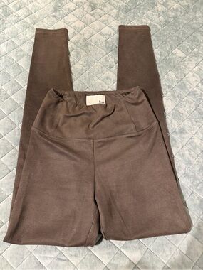 Aritzia Wilfred Free Daria Vegan Suede Leggings - size S